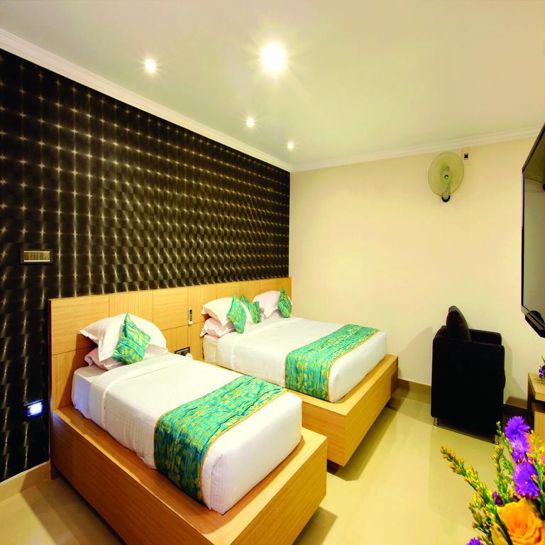 Holiday Hill Hotel & Suites Sultan Bathery Exteriér fotografie